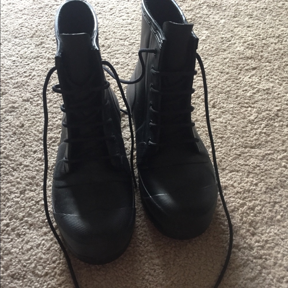 Hunter rain shoes